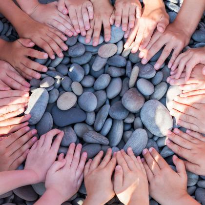 Hil&shy;fen f&uuml;r Kin&shy;der und Ju&shy;gend&shy;li&shy;che aus sucht&shy;be&shy;las&shy;te&shy;ten Fami&shy;li&shy;en  - Drogenberatung L&ouml;rrach